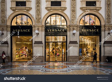 versace società|is versace italian or french.